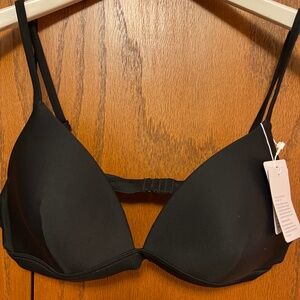 Lululemon Black Waterside Bikini Swim top A/B  size 8 New with tags